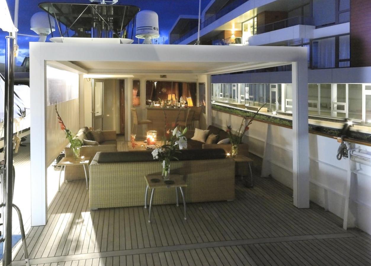 Sanssouci Star Hotel เฟลนส์บวร์ก ภายนอก รูปภาพ
